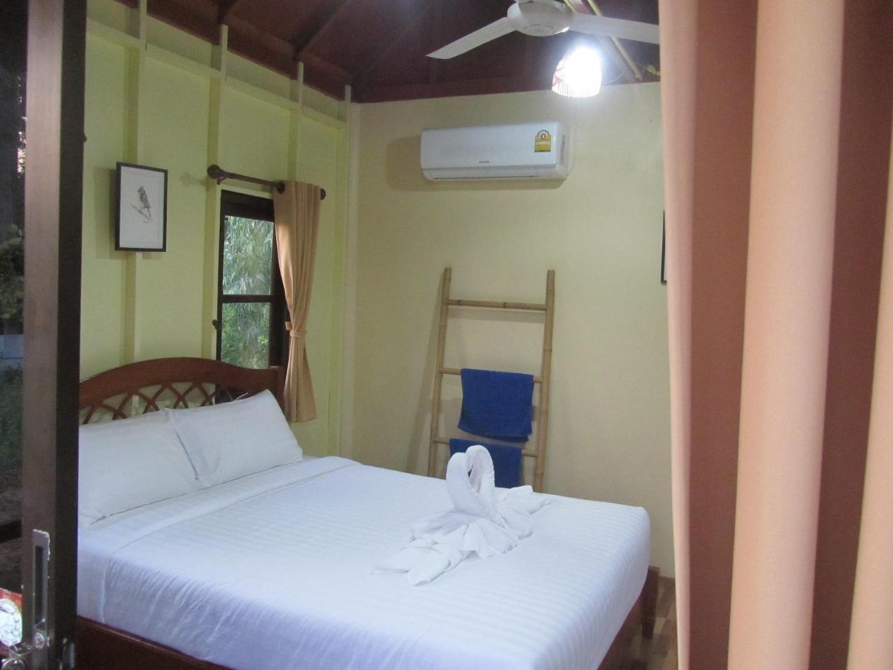 Baan Thung Home Stay Prasat المظهر الخارجي الصورة